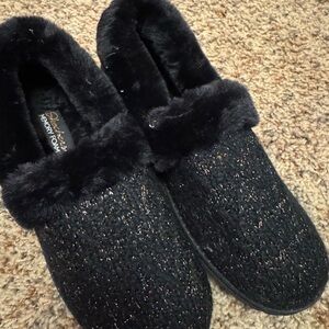 Skechers Black Furry Women's Slippers